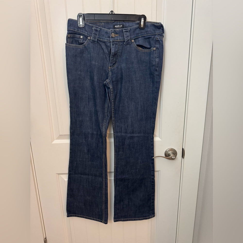 Allen B. By Allen Schwartz Dark Blue Boot Cut Jeans size 10